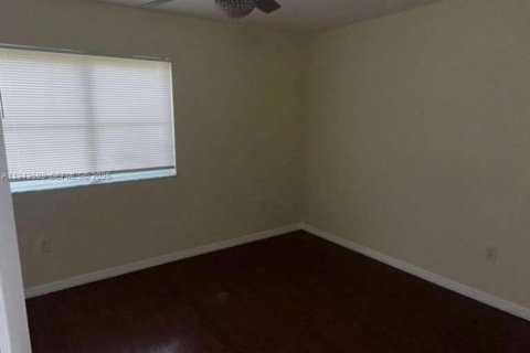 Touwnhouse à louer à Florida City, Floride: 3 chambres, 141.86 m2 № 2000216 - photo 10