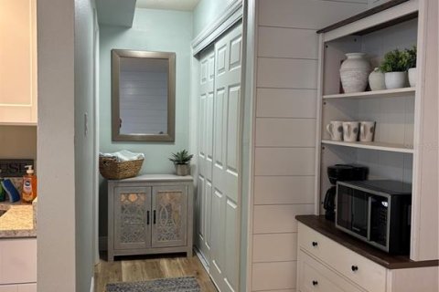 Condominio en venta en Sarasota, Florida, 1 dormitorio, 31.87 m2 № 2303281 - foto 6