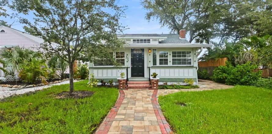 Casa en Gulfport, Florida 3 dormitorios, 152.64 m2 № 1916183