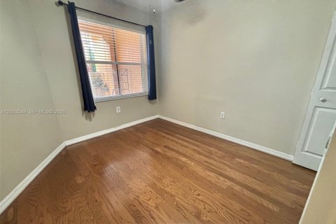 Touwnhouse à louer à Dania Beach, Floride: 3 chambres, 128.39 m2 № 2340668 - photo 10