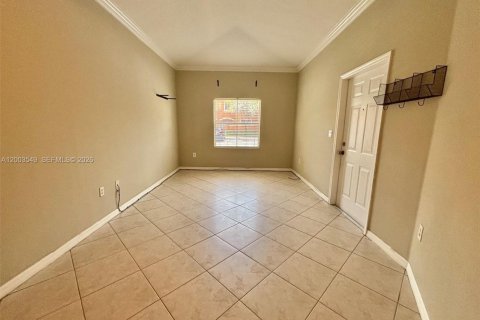 Touwnhouse à louer à Dania Beach, Floride: 3 chambres, 128.39 m2 № 2340668 - photo 8