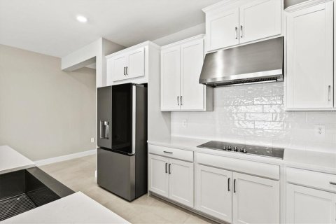 Casa en venta en Port Charlotte, Florida, 4 dormitorios, 271.27 m2 № 1801766 - foto 13