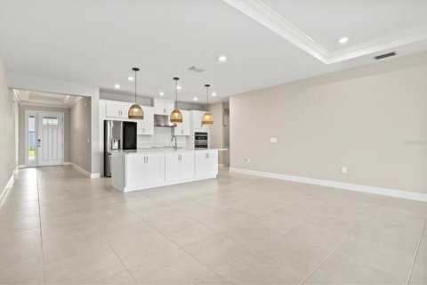 Casa en venta en Port Charlotte, Florida, 4 dormitorios, 271.27 m2 № 1801766 - foto 22