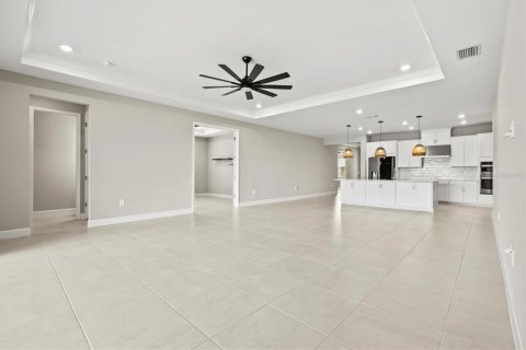 Casa en venta en Port Charlotte, Florida, 4 dormitorios, 271.27 m2 № 1801766 - foto 29