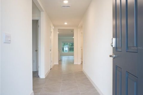 Casa en alquiler en Summerfield, Florida, 4 dormitorios, 169.83 m2 № 1916456 - foto 3