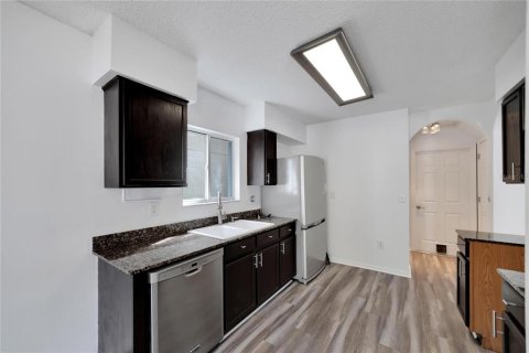 House in Riverview, Florida 3 bedrooms, 141.03 sq.m. № 1030119 - photo 13