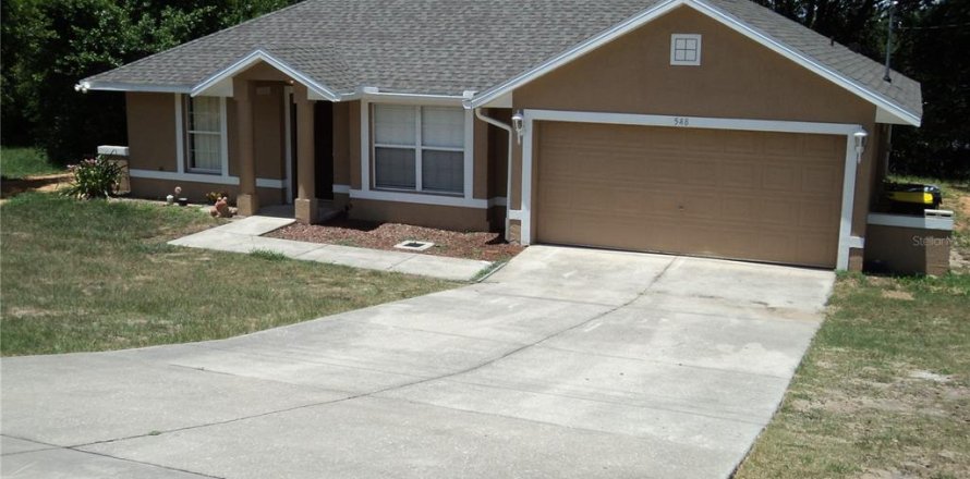 House in Clermont, Florida 3 bedrooms, 120.12 sq.m. № 2098281