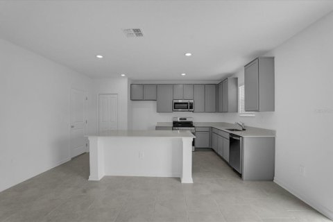 Casa en alquiler en Kissimmee, Florida, 4 dormitorios, 240.06 m2 № 1894485 - foto 7