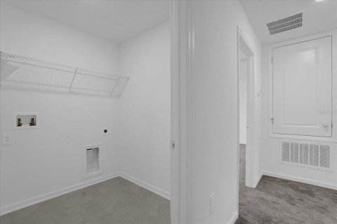 Casa en alquiler en Kissimmee, Florida, 4 dormitorios, 240.06 m2 № 1894485 - foto 13