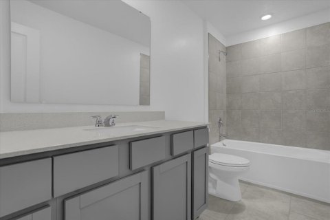 Casa en alquiler en Kissimmee, Florida, 4 dormitorios, 240.06 m2 № 1894485 - foto 18