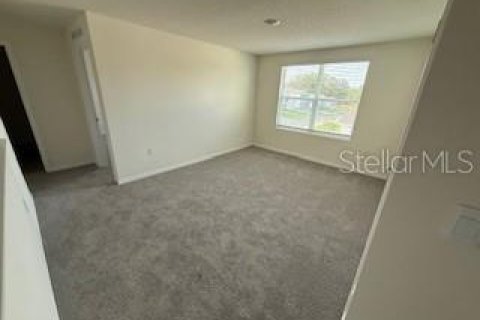 Casa en alquiler en Belleview, Florida, 5 dormitorios, 242.01 m2 № 1766060 - foto 9