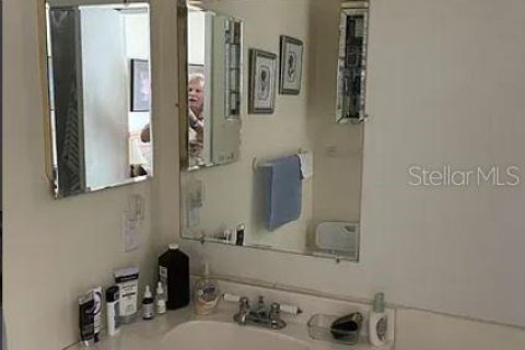 Condo in Boca Raton, Florida, 1 bedroom № 2118604 - photo 2