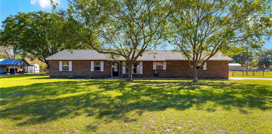 Casa en Ocala, Florida 3 dormitorios, 186.55 m2 № 2128551