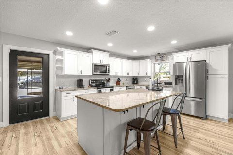 Casa en venta en Ocala, Florida, 3 dormitorios, 186.55 m2 № 2128551 - foto 11
