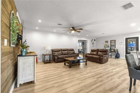 Casa en venta en Ocala, Florida, 3 dormitorios, 186.55 m2 № 2128551 - foto 14