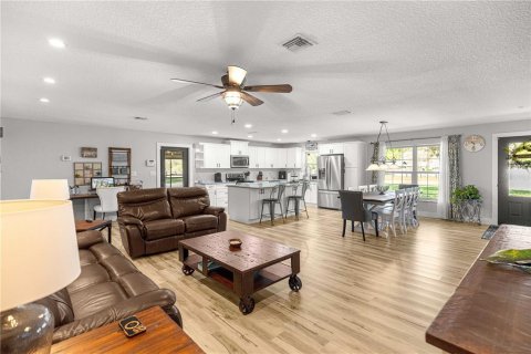 Casa en venta en Ocala, Florida, 3 dormitorios, 186.55 m2 № 2128551 - foto 13