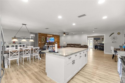 Casa en venta en Ocala, Florida, 3 dormitorios, 186.55 m2 № 2128551 - foto 8