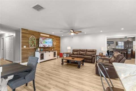 Casa en venta en Ocala, Florida, 3 dormitorios, 186.55 m2 № 2128551 - foto 15