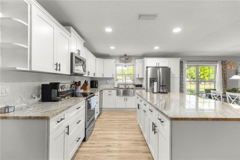Casa en venta en Ocala, Florida, 3 dormitorios, 186.55 m2 № 2128551 - foto 10