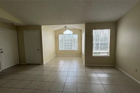 Condo in Kissimmee, Florida, 2 bedrooms  № 1905847 - photo 22