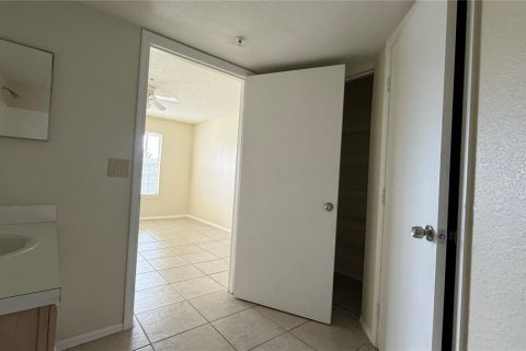 Condo in Kissimmee, Florida, 2 bedrooms  № 1905847 - photo 5