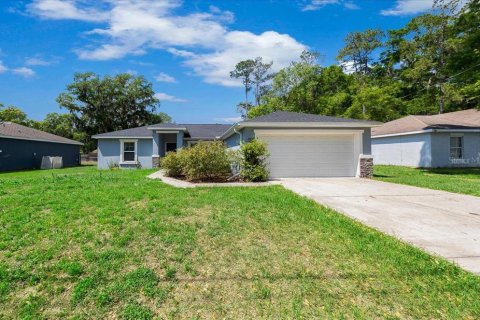 Villa ou maison à vendre à Ocala, Floride: 3 chambres, 156.91 m2 № 2122295 - photo 2