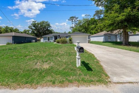 Villa ou maison à vendre à Ocala, Floride: 3 chambres, 156.91 m2 № 2122295 - photo 5