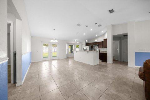 Villa ou maison à vendre à Ocala, Floride: 3 chambres, 156.91 m2 № 2122295 - photo 15