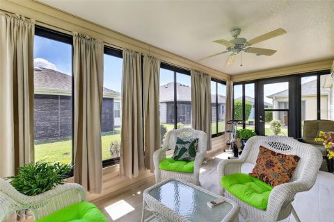 House in The Villages, Florida 3 bedrooms, 150.32 sq.m. № 2313127 - photo 6