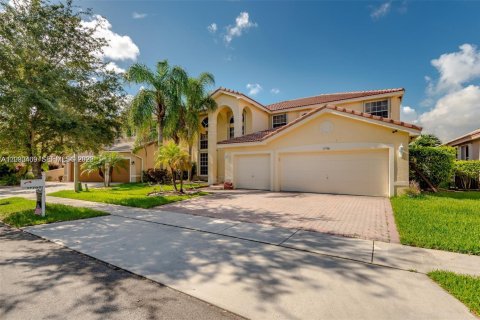 Villa ou maison à louer à Miramar, Floride: 4 chambres, 332.5 m2 № 2146089 - photo 15
