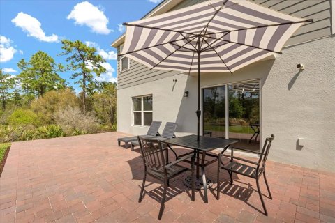 House in DeLand, Florida 4 bedrooms, 229.38 sq.m. № 1616570 - photo 25
