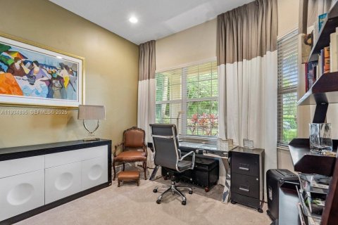 House in Boynton Beach, Florida 3 bedrooms, 185.25 sq.m. № 1994057 - photo 18