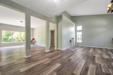 Casa en venta en New Port Richey, Florida, 5 dormitorios, 244.8 m2 № 1808383 - foto 17