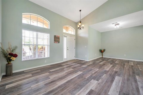 Casa en venta en New Port Richey, Florida, 5 dormitorios, 244.8 m2 № 1808383 - foto 14