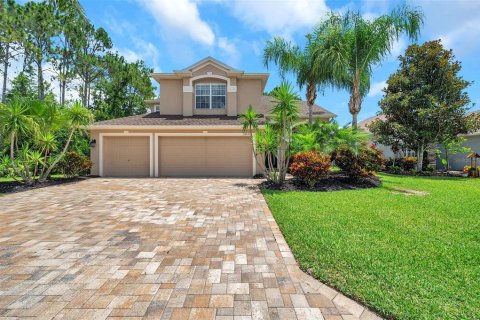 Casa en venta en New Port Richey, Florida, 5 dormitorios, 244.8 m2 № 1808383 - foto 5