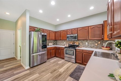 Casa en venta en New Port Richey, Florida, 5 dormitorios, 244.8 m2 № 1808383 - foto 26