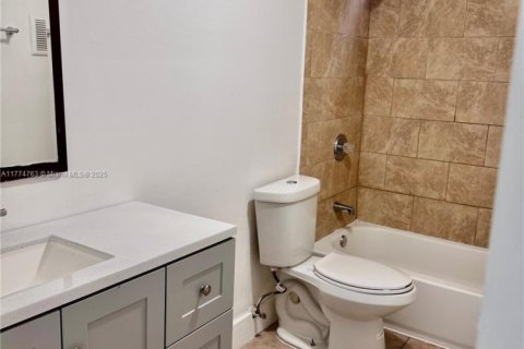 Copropriété à louer à Miami, Floride: 2 chambres, 84.91 m2 № 1714585 - photo 8
