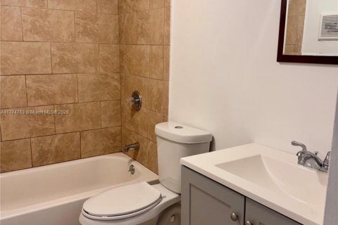 Copropriété à louer à Miami, Floride: 2 chambres, 84.91 m2 № 1714585 - photo 7