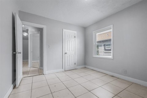 Villa ou maison à louer à Saint Petersburg, Floride: 4 chambres, 97.36 m2 № 2405138 - photo 25