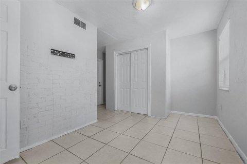 Villa ou maison à louer à Saint Petersburg, Floride: 4 chambres, 97.36 m2 № 2405138 - photo 19