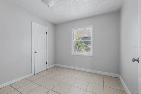 Villa ou maison à louer à Saint Petersburg, Floride: 4 chambres, 97.36 m2 № 2405138 - photo 29