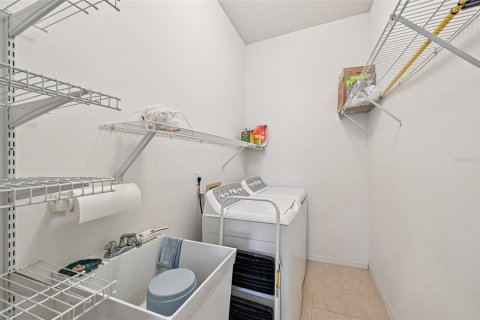 Condominio en venta en Sun City Center, Florida, 2 dormitorios, 195.56 m2 № 1835307 - foto 24