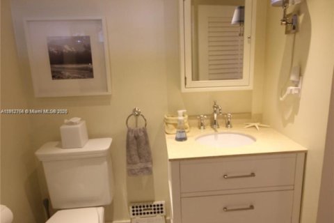Copropriété à vendre à Miami Beach, Floride: 2 chambres, 95.69 m2 № 1977229 - photo 19