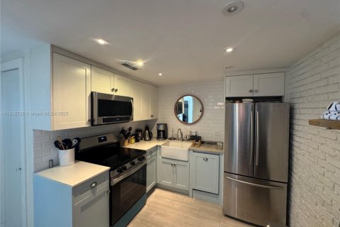 Copropriété à vendre à Miami Beach, Floride: 2 chambres, 95.69 m2 № 1977229 - photo 6