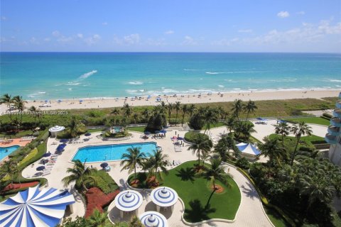 Copropriété à vendre à Miami Beach, Floride: 2 chambres, 95.69 m2 № 1977229 - photo 23