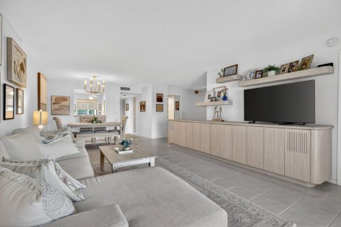 Купить кондоминиум в Делрей-Бич, Флорида 6 комнат, 129.32м2, № 2083839 - фото 25