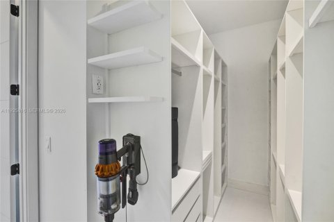 Снять в аренду кондоминиум в Майами-Бич, Флорида 2 спальни, 102.29м2, № 1995124 - фото 16