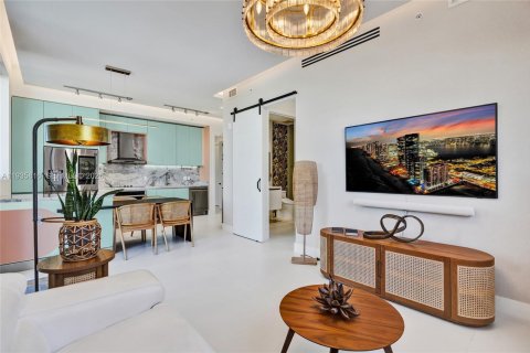 Снять в аренду кондоминиум в Майами-Бич, Флорида 2 спальни, 102.29м2, № 1995124 - фото 5