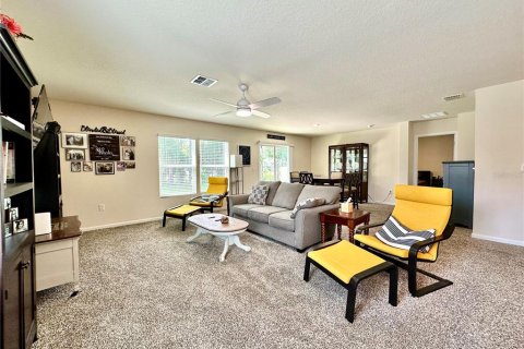 Casa en venta en Palm Coast, Florida, 4 dormitorios, 172.98 m2 № 1777984 - foto 4
