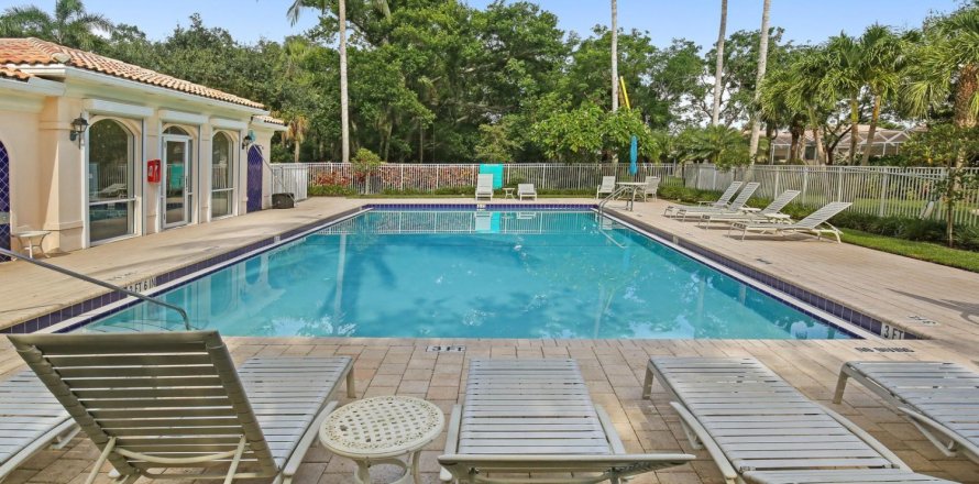 Casa en Delray Beach, Florida 3 dormitorios, 158.96 m2 № 1210276